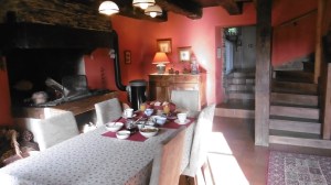 Breakfast in front of an open fire, fresh baguettes, home made jam and crêpes...what could be better?